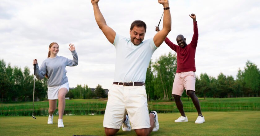 Breaking Par: How Group Golf Lessons Can Improve Your Game